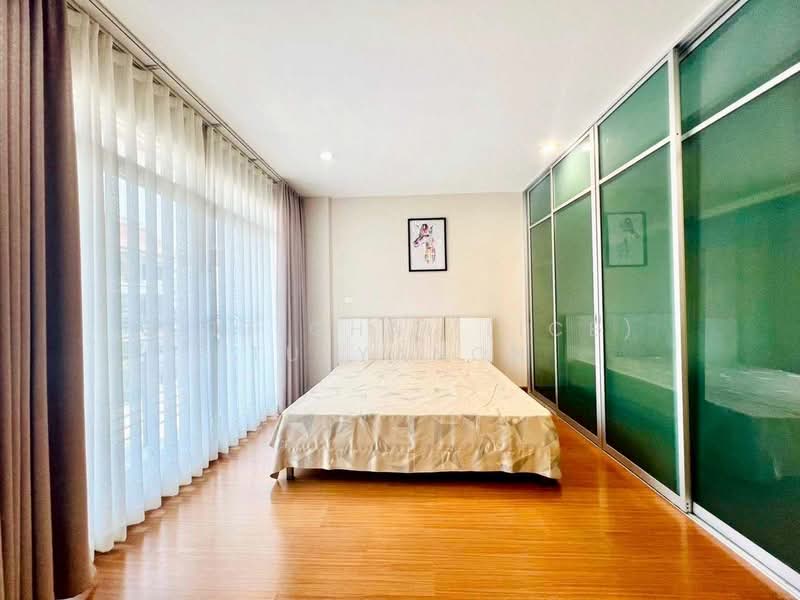 Baan Klang Muang Urbanion Srinakarin, Bangkok, Soi Srinakarin 46, Nong Bon, Prawet, Bangkok, 3 Bedrooms, 180 sqm, Single Detached House For Rent, by Sittichai (Ice) Tulyanon, 60257341 - DDproperty.com