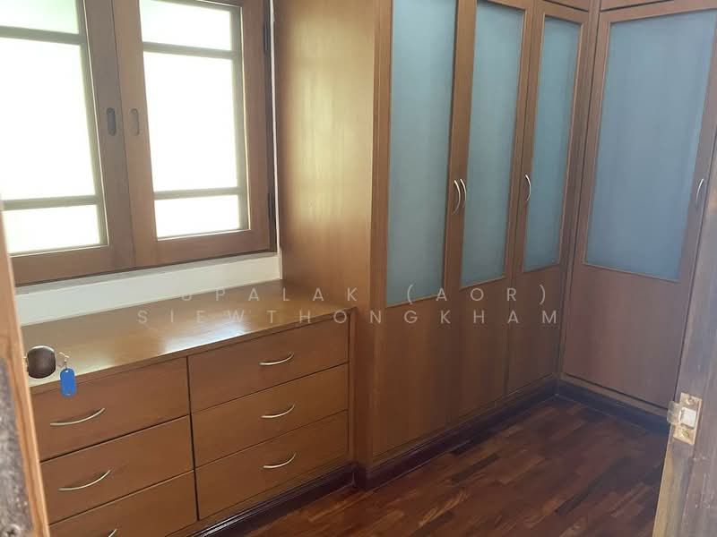Panya Pattanakarn Village, Bangkok, Soi Phatthanakarn 30, Suan Luang, Suan Luang, Bangkok, 5 Bedrooms, 400 sqm, Single Detached House For Rent, by Sittichai (Ice) Tulyanon, 60257346 - DDproperty.com