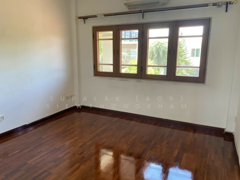 Panya Pattanakarn Village, Bangkok, Soi Phatthanakarn 30, Suan Luang, Suan Luang, Bangkok, 5 Bedrooms, 400 sqm, Single Detached House For Rent, by Sittichai (Ice) Tulyanon, 60257346 - DDproperty.com