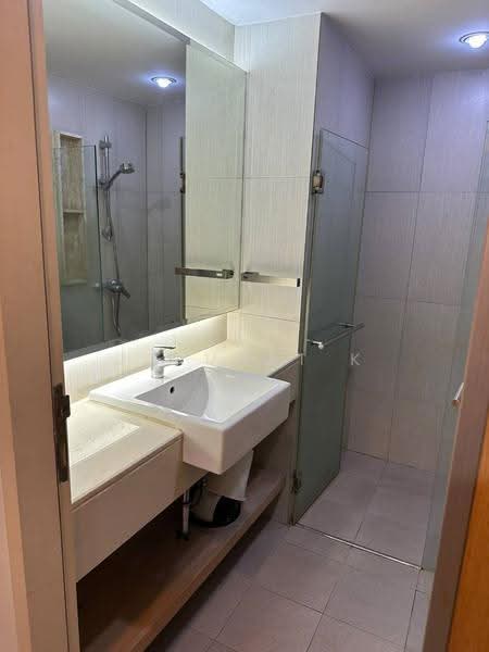 Zenith Place Sukhumvit 42, bangkok, Sukhumvit Road, Phra Kanong, Khlong Toei, Bangkok, 1 Bedroom, 34 sqm, Condo For Rent, by Jarunat K, 6077902 - DDproperty.com