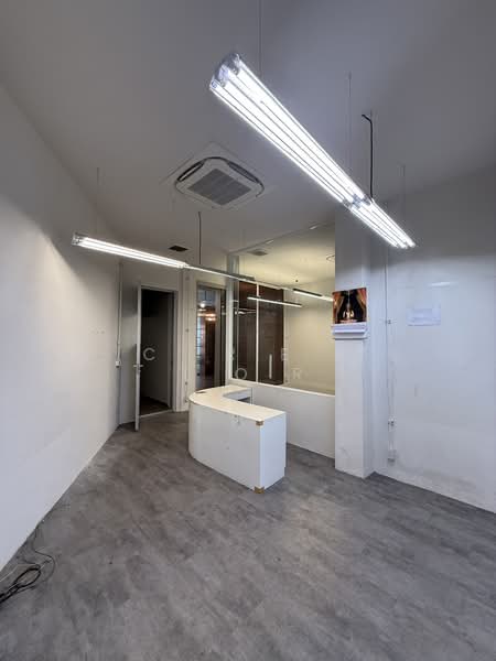 Commercial Building For Rent Thonglor Open Office | Showroom | Restaurant |Beauty clinic, กรุงเทพ, ทองหล่อ, คลองตันเหนือ, วัฒนา, กรุงเทพ, 1,000 ตร.ม., สำนักงาน ให้เช่า, โดย C C  R E A L T O R, 6116329 - DDproperty.com
