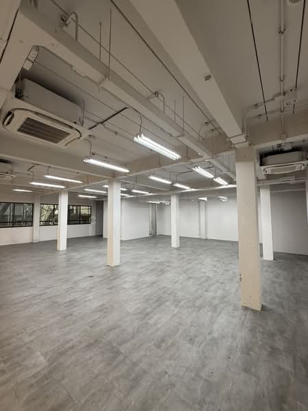 Commercial Building For Rent Thonglor Open Office | Showroom | Restaurant |Beauty clinic, Bangkok, ทองหล่อ, Khlong Tan Nua, Watthana, Bangkok, , 1,000 sqm, Office Space For Rent, by C C  R E A L T O R, 6116329 - DDproperty.com