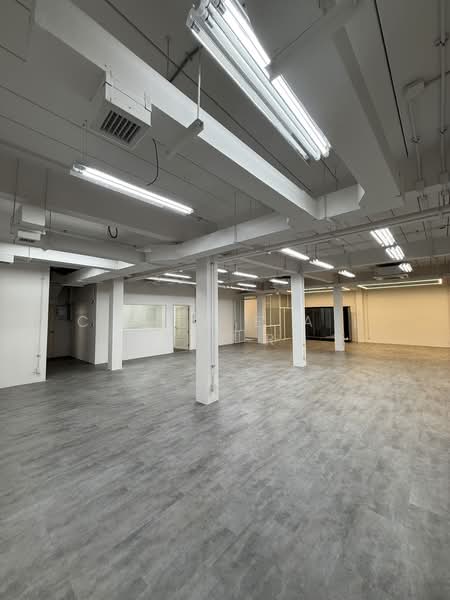 Commercial Building For Rent Thonglor Open Office | Showroom | Restaurant |Beauty clinic, กรุงเทพ, ทองหล่อ, คลองตันเหนือ, วัฒนา, กรุงเทพ, 1,000 ตร.ม., สำนักงาน ให้เช่า, โดย C C  R E A L T O R, 6116329 - DDproperty.com