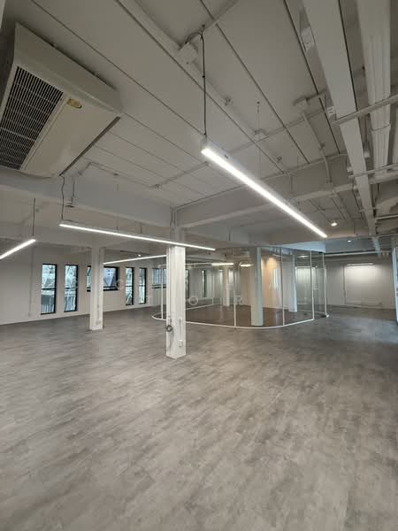 Commercial Building For Rent Thonglor Open Office | Showroom | Restaurant |Beauty clinic, Bangkok, ทองหล่อ, Khlong Tan Nua, Watthana, Bangkok, , 1,000 sqm, Office Space For Rent, by C C  R E A L T O R, 6116329 - DDproperty.com