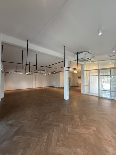 Commercial Building For Rent Thonglor Open Office | Showroom | Restaurant |Beauty clinic, Bangkok, ทองหล่อ, Khlong Tan Nua, Watthana, Bangkok, , 1,000 sqm, Office Space For Rent, by C C  R E A L T O R, 6116329 - DDproperty.com