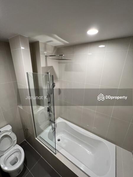 Oka Haus Sukhumvit 36, Bangkok, 3399 Rama 4 Road, Khong Tan, Khlong Toei, Bangkok, 1 Bedroom, 35 sqm, Condo For Rent, by Jarunat K, 6160136 - DDproperty.com