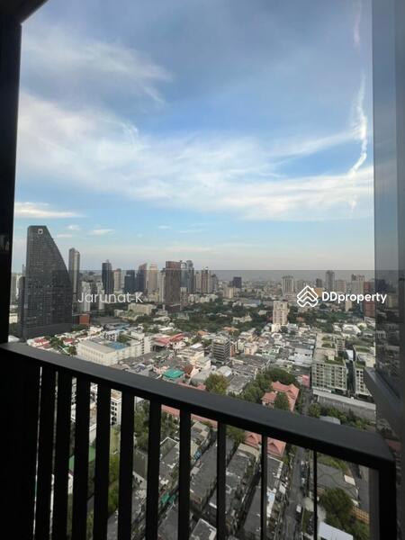 Oka Haus Sukhumvit 36, Bangkok, 3399 Rama 4 Road, Khong Tan, Khlong Toei, Bangkok, 1 Bedroom, 35 sqm, Condo For Rent, by Jarunat K, 6181255 - DDproperty.com