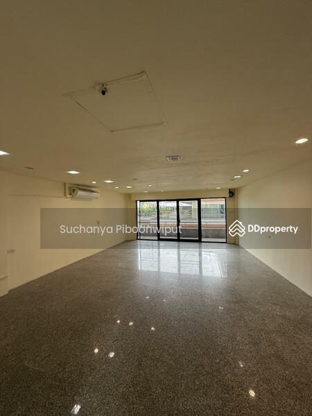 Space For Rent Office Showroom and Cafe Park Avenve Sukhumvit 71, กรุงเทพ, สุขุมวิท 71, คลองตันเหนือ, วัฒนา, กรุงเทพ, 130 ตร.ม., สำนักงาน ให้เช่า, โดย Suchanya Piboonwiput, 6196991 - DDproperty.com