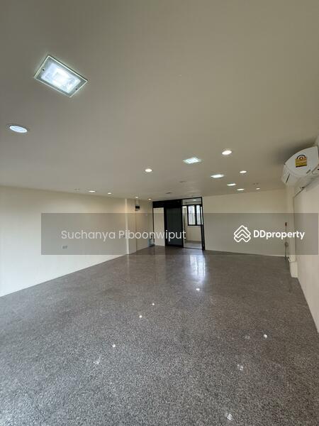 Space For Rent Office Showroom and Cafe Park Avenve Sukhumvit 71, กรุงเทพ, สุขุมวิท 71, คลองตันเหนือ, วัฒนา, กรุงเทพ, 130 ตร.ม., สำนักงาน ให้เช่า, โดย Suchanya Piboonwiput, 6196991 - DDproperty.com