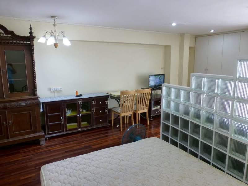Royal Park พหลโยธิน8, Bangkok, Samsen Nai, Phaya Thai, Bangkok, Studio, 45 sqm, Condo For Rent, by พิมพ์ภัทรา แจ่มอุลิตรัตน, 6202050 - DDproperty.com