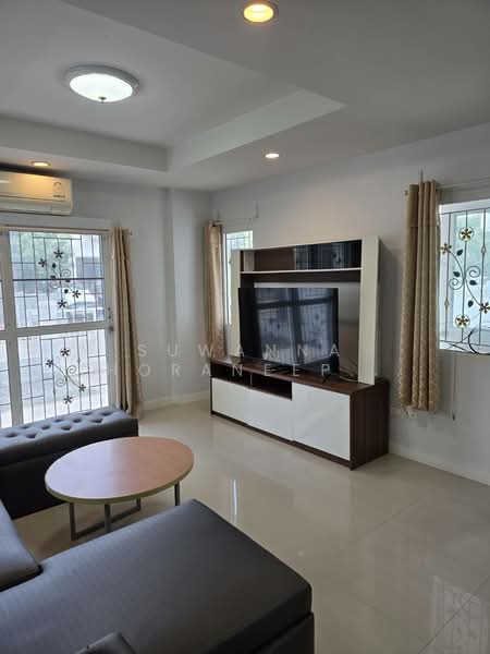 house for rent, Chuan Chuen Village, On Nut, Sukhaphiban 2 Road, size 52 sq m. price 40,000 baht, Bangkok, 99 ซอย หมู่บ้านชวนชื่น อ่อนนุช, Prawet, Bangkok, 3 Bedrooms, 200 sqm, Single Detached House For Rent, by Suwanna Thoraneepisan, 6228273 - DDproperty.com
