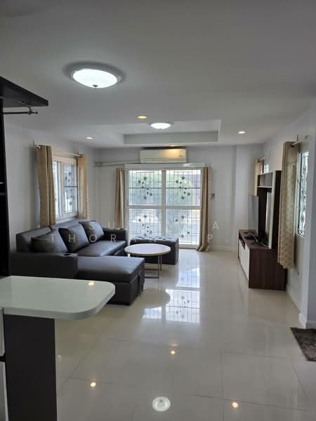 house for rent, Chuan Chuen Village, On Nut, Sukhaphiban 2 Road, size 52 sq m. price 40,000 baht, Bangkok, 99 ซอย หมู่บ้านชวนชื่น อ่อนนุช, Prawet, Bangkok, 3 Bedrooms, 200 sqm, Single Detached House For Rent, by Suwanna Thoraneepisan, 6228273 - DDproperty.com