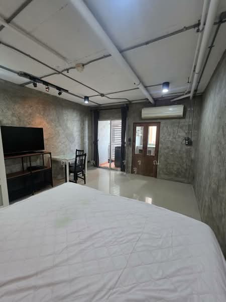Regent Home 7/1, Bangkok, Soi Sanphawut 2, Bang Na Road, Bang Na, Bangkok, Studio, 31 sqm, Condo For Rent, by Ulaiwan Boonsiri, 6347621 - DDproperty.com
