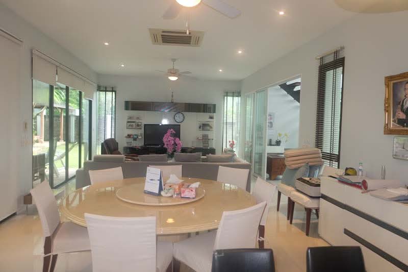 Natural Views 4 Bedroom Villa in Midtown Kathu, Phuket, Kathu, Kathu, Phuket, 4 Bedrooms, 700 sqm, Single Detached House For Rent, by Bebe West, 6357228 - DDproperty.com