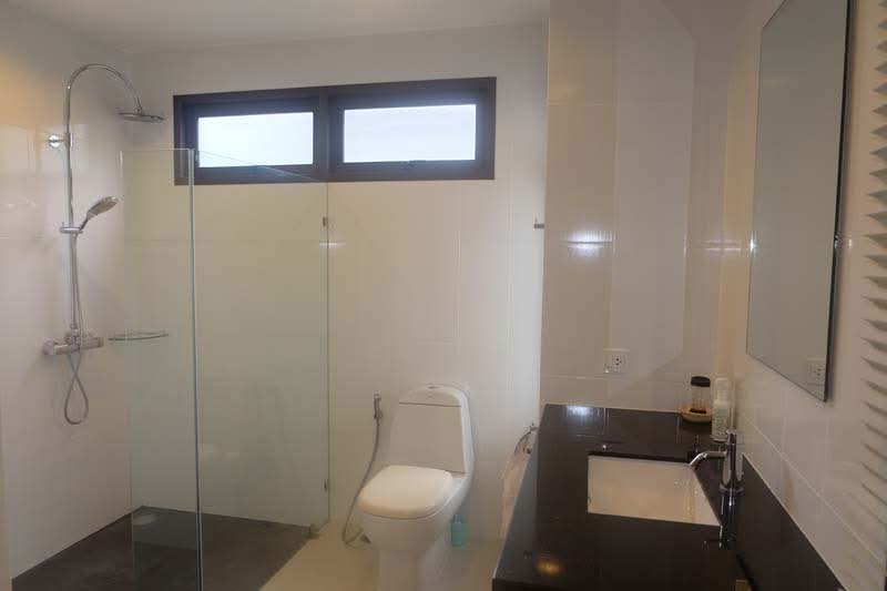 วิลล่าวิวธรรมชาติ 4 ห้องนอน ใจกลางเมืองกะทู้, ภูเก็ต, กะทู้, กะทู้, ภูเก็ต, 700 ตร.ม., บ้านเดี่ยว ให้เช่า, โดย Bebe West, 6357228 - DDproperty.com