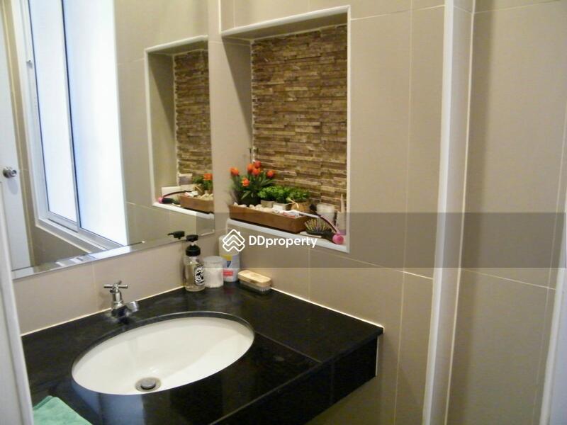 เช่าทาวน์โฮม 2 ชั้น พร้อมเฟอร์ครบ ต.สุรนารี อ.เมือง จ.นครราชสีมา, Nakhon Ratchasima, Nonmaydang Soi 17, Suranari, Muang Nakhon Ratchasima, Nakhon Ratchasima, 3 Bedrooms, 110 sqm, Single Detached House For Rent, by วิรณี, 6357376 - DDproperty.com