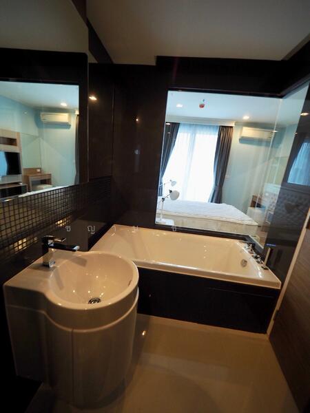 Rhythm Sukhumvit 50, Bangkok, 8 Sukhumvit 50, Sukhumvit Road, Phra Kanong, Khlong Toei, Bangkok, 1 Bedroom, 45 sqm, Condo For Rent, by Ms. Chayanoot Pingkarawat, 6371222 - DDproperty.com