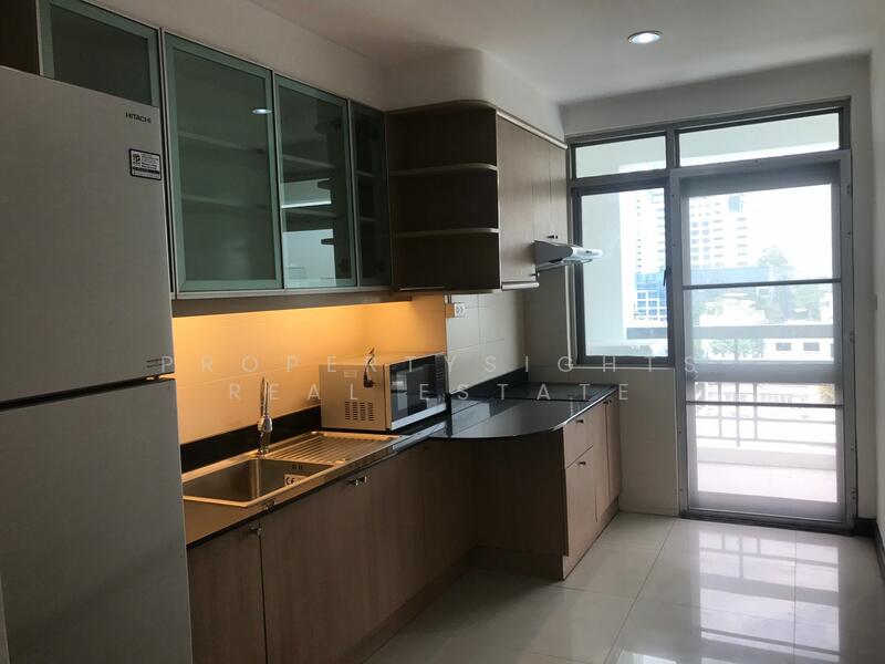 Royal Castle Sukhumvit, Bangkok, 30 Soi Sukhumvit 39, Khlongtoei Nua, Watthana, Bangkok, 3 Bedrooms, 140 sqm, Condo For Rent, by PROPERTYSIGHTS REAL ESTATE, 6380012 - DDproperty.com