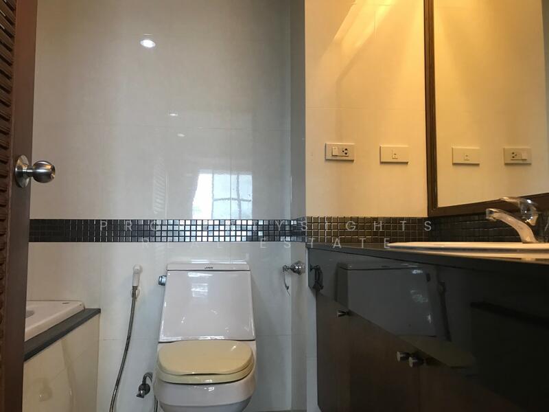 Royal Castle Sukhumvit, Bangkok, 30 Soi Sukhumvit 39, Khlongtoei Nua, Watthana, Bangkok, 3 Bedrooms, 140 sqm, Condo For Rent, by PROPERTYSIGHTS REAL ESTATE, 6380012 - DDproperty.com