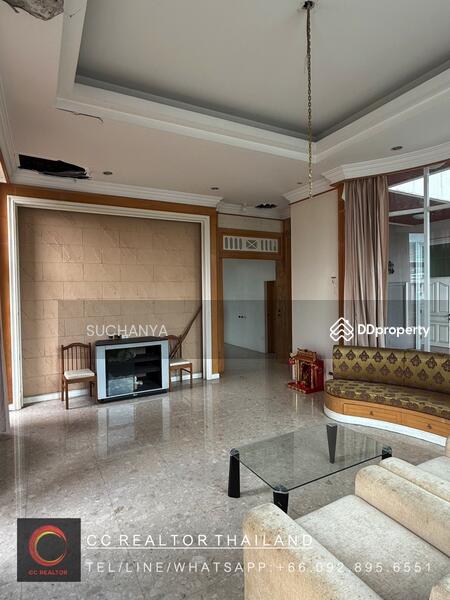 ให้เช่า - House For Rent Golden Place Pradit Manutham Open Show Room | Spa | Beauty Clinic | Physical Clinic, กรุงเทพ