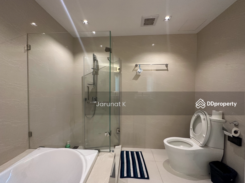 Vtara Sukhumvit 36, Bangkok, 118 Soi Saen Sabai, Phra Kanong, Khlong Toei, Bangkok, 2 Bedrooms, 69 sqm, Condo For Rent, by Jarunat K, 6558362 - DDproperty.com
