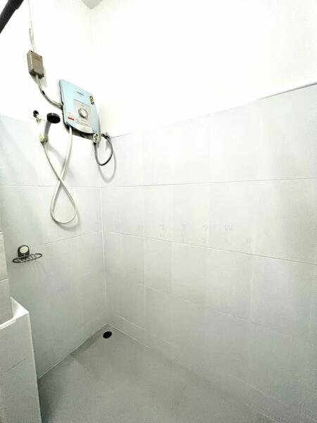 House for rent , Preedee 41 , Sukhumvit 71 , 4 beds 2 baths , Living , pet welcome ,Rent 62,000 B/m, Bangkok, สุขุมวิท 71, Phra Kanong Nua, Watthana, Bangkok, 4 Bedrooms, 240 sqm, Townhouse For Rent, by คัทยวรรณ หิรัญจิโรจน์, 6560788 - DDproperty.com