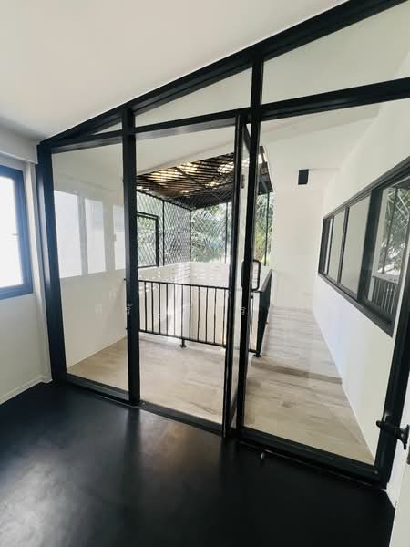 ให้เช่า บ้าน ปรีดี41 สุขุมวิท71, 4นอน 2น้ำ เหมาะ อยู่อาศัย เลี้ยงสัตว์ได้ เช่า 62,000 บาท/เดือน, กรุงเทพ, สุขุมวิท 71, พระโขนงเหนือ, วัฒนา, กรุงเทพ, 240 ตร.ม., ทาวน์เฮ้าส์ ให้เช่า, โดย คัทยวรรณ หิรัญจิโรจน์, 6560788 - DDproperty.com