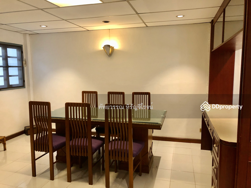 For Rent - House for rent , Preedee 41 , Sukhumvit 71 , 4 beds 2 baths , Living , pet welcome ,Rent 28,000 B/m, Bangkok