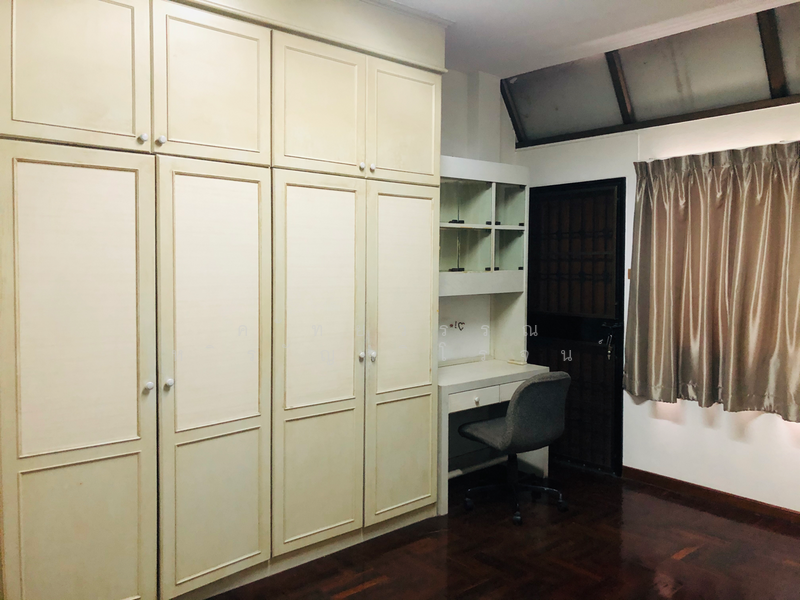 ให้เช่า บ้าน ปรีดี41 สุขุมวิท71, 4นอน 2น้ำ เหมาะ อยู่อาศัย เลี้ยงสัตว์ได้ เช่า 62,000 บาท/เดือน, กรุงเทพ, สุขุมวิท 71, พระโขนงเหนือ, วัฒนา, กรุงเทพ, 240 ตร.ม., ทาวน์เฮ้าส์ ให้เช่า, โดย คัทยวรรณ หิรัญจิโรจน์, 6560788 - DDproperty.com