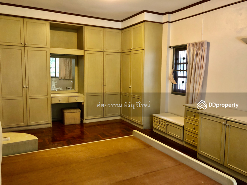 For Rent - House for rent , Preedee 41 , Sukhumvit 71 , 4 beds 2 baths , Living , pet welcome ,Rent 28,000 B/m, Bangkok