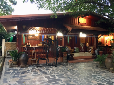 ขาย - ขาย บ้านทรงไทย ริมน้ำ รามคำแหง 68 หัวหมาก ใกล้สถานีรถไฟฟ้า เดอะมอลล์ เยื้องแอมเวย์Amway, กรุงเทพ