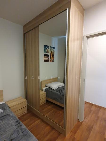 Noble Revolve Ratchada 2, Bangkok, 70 Soi Ratchadaphisek 10, Ratchadaphisek Road, Huai Khwang, Bangkok, 2 Bedrooms, 50 sqm, Condo For Rent, by Jarunat K, 6583719 - DDproperty.com