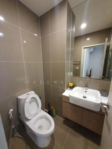 Noble Revolve Ratchada 2, Bangkok, 70 Soi Ratchadaphisek 10, Ratchadaphisek Road, Huai Khwang, Bangkok, 2 Bedrooms, 50 sqm, Condo For Rent, by Jarunat K, 6583719 - DDproperty.com