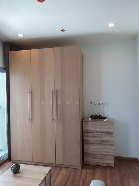 Noble Revolve Ratchada 2, Bangkok, 70 Soi Ratchadaphisek 10, Ratchadaphisek Road, Huai Khwang, Bangkok, 2 Bedrooms, 50 sqm, Condo For Rent, by Jarunat K, 6583719 - DDproperty.com