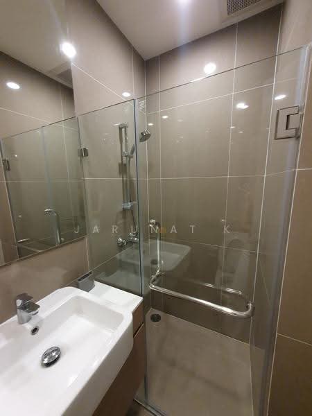 Noble Revolve Ratchada 2, Bangkok, 70 Soi Ratchadaphisek 10, Ratchadaphisek Road, Huai Khwang, Bangkok, 2 Bedrooms, 50 sqm, Condo For Rent, by Jarunat K, 6583719 - DDproperty.com