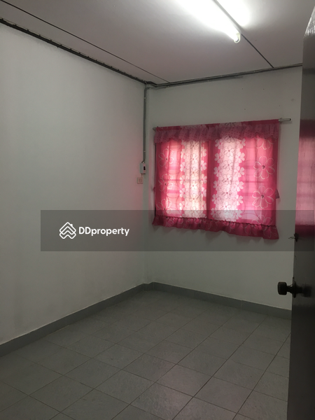 2 Bedroom Townhouse in Bang Kruai, Nonthaburi, Nonthaburi, บางกรวย ไทรน้อย, Bang Kruai, Bang Kruai, Nonthaburi, 2 Bedrooms, 175 sqm, Townhouse For Rent, by Surang Sinchairojkul, 6596565 - DDproperty.com