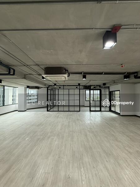 ให้เช่า - Office Space Rent Thonglor Modern Style, กรุงเทพ