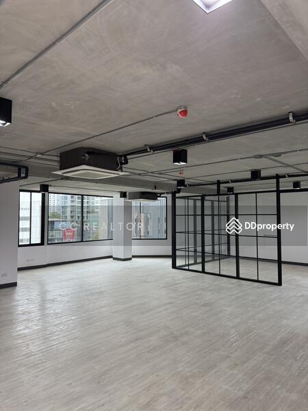 ให้เช่า - Office Space Rent Thonglor Modern Style, กรุงเทพ