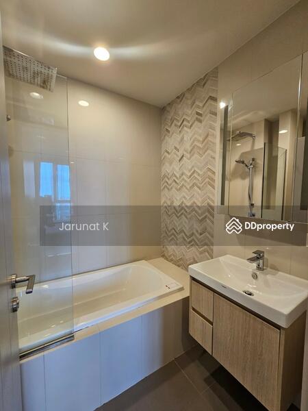 Oka Haus Sukhumvit 36, Bangkok, 3399 Rama 4 Road, Khong Tan, Khlong Toei, Bangkok, 1 Bedroom, 35 sqm, Condo For Rent, by Jarunat K, 6603751 - DDproperty.com