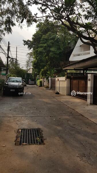For Sale - Townhome 3Floor Sukhumvit 16 close Shama Lake view hotel 44SQW. Uasage area 360SQM Urgent Sale50MB, Bangkok