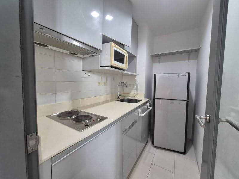 IDEO MOBI Sukhumvit 81, Bangkok, 2097 Sukhumvit Road, Bang Chak, Phra Khanong, Bangkok, 2 Bedrooms, 43 sqm, Condo For Rent, by Ti Nitipat, 6630079 - DDproperty.com