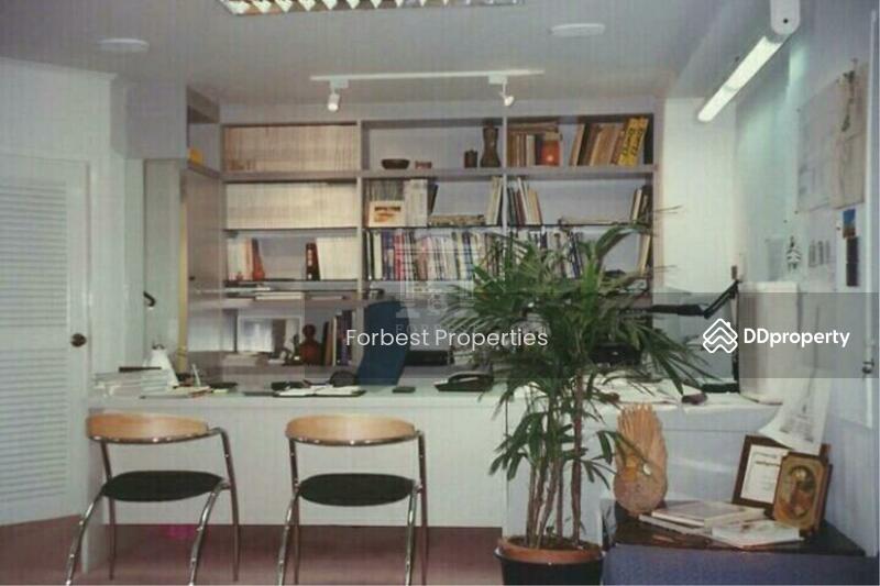 For Sale - 38011-Home office 3-storey for sale, on Latpraw road, 71. 80 sq. wa. | 38011
