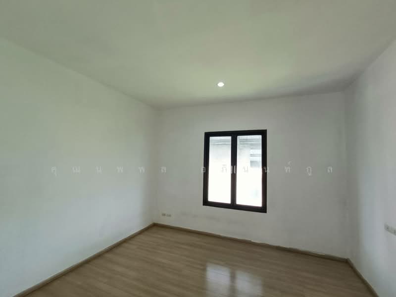 Areeya, Bangkok, 299/58 Sutthisan Winitchai Road, Samsen Nok, Huai Khwang, Bangkok, 5 Bedrooms, 270 sqm, Townhouse For Rent, by คุณนพพล อภินนท์กูล, 6695420 - DDproperty.com