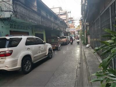 ขาย - 38028 – ขายที่ดิน สี่พระยา บางรัก ซอยแก้วฟ้า ทำเลกลางเมือง ย่านชุมชน ใกล้ทางด่วน เนื้อที่ 175 ตร.ว., กรุงเทพ