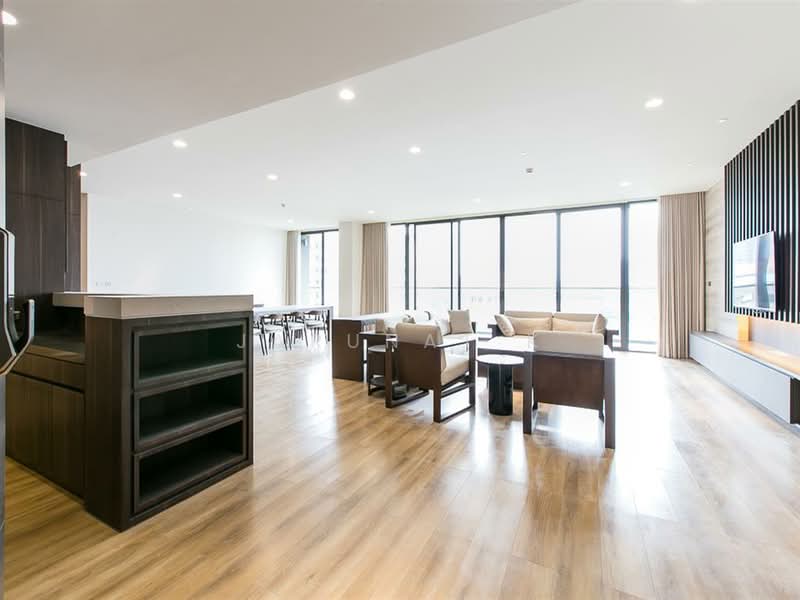 Park Court Sukhumvit 77, Bangkok, T77 Sukhumvit 77, Phra Kanong Nua, Watthana, Bangkok, 3 Bedrooms, 288 sqm, Condo For Sale, by Jarunat K, 6869167 - DDproperty.com