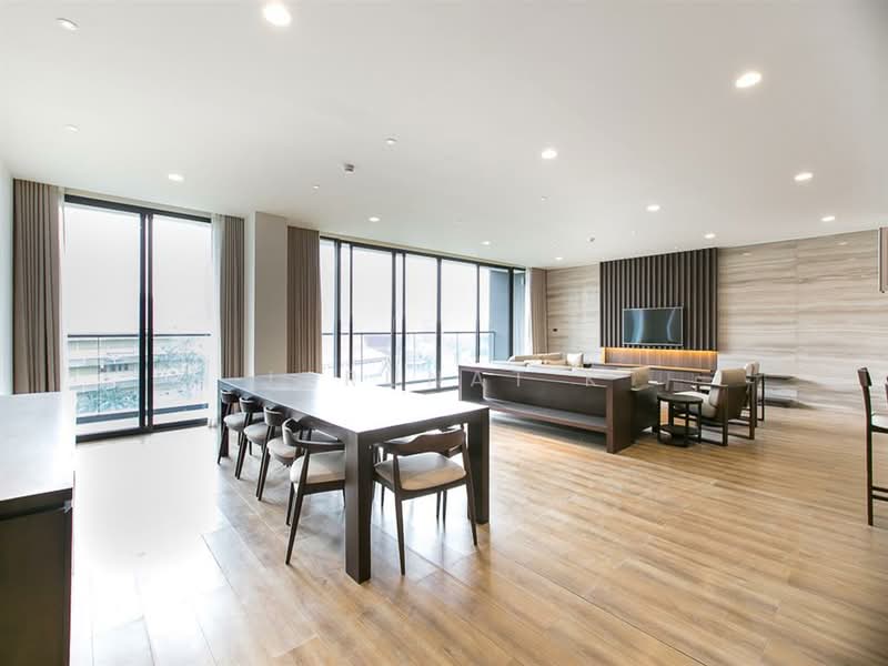 Park Court Sukhumvit 77, Bangkok, T77 Sukhumvit 77, Phra Kanong Nua, Watthana, Bangkok, 3 Bedrooms, 288 sqm, Condo For Sale, by Jarunat K, 6869167 - DDproperty.com