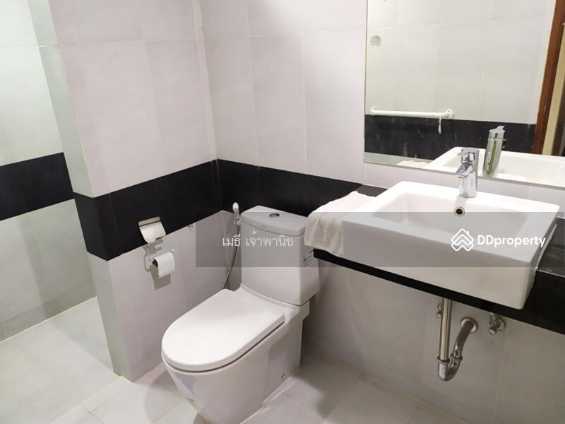 Siri Townhome, Bangkok, เพชรบุรี, Thanon Phaya Thai, Ratchathewi, Bangkok, 4 Bedrooms, 400 sqm, Townhouse For Rent, by Methee Chaopanich, 6897273 - Bathroom on 5th Floor - DDproperty.com