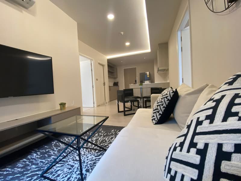 Vtara Sukhumvit 36, Bangkok, 118 Soi Saen Sabai, Phra Kanong, Khlong Toei, Bangkok, 2 Bedrooms, 65 sqm, Condo For Rent, by Jarunat K, 6929123 - DDproperty.com