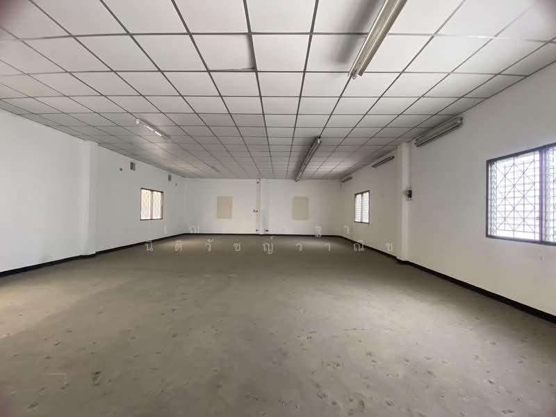 โกดังให้เช่ารัชดา32, Bangkok, รัชดาภิเษก, Chan Kasem, Chatuchak, Bangkok, , 250 sqm, Warehouse/Factory For Rent, by เฌอณิษฐา นิติวัชญ์วาณิช, 6990837 - DDproperty.com