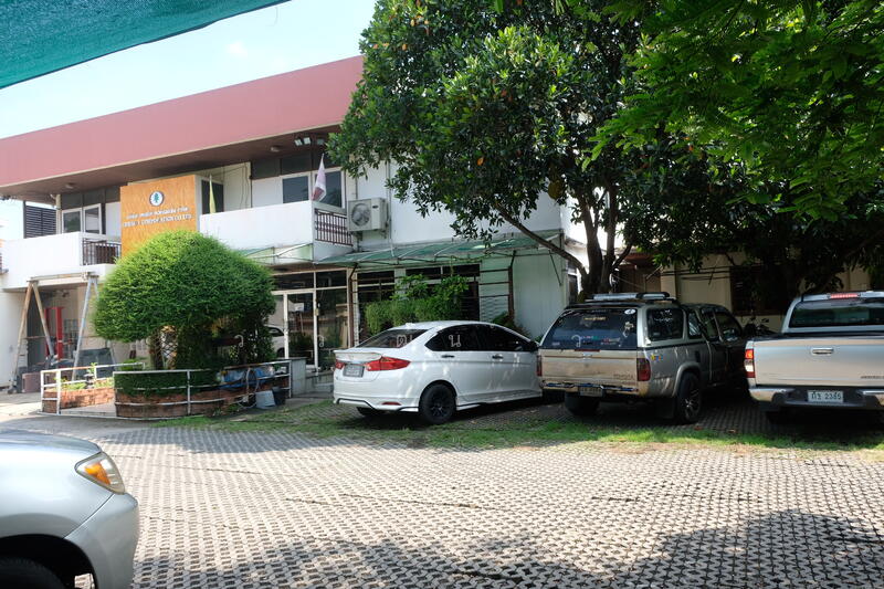 ขายบ้านพร้อมที่ดิน 216.5ตรว., อยู่ต้นซ.พิบูลสงคราม22, ที่ดินหน้ากว้าง25xลึก34.5, นนทบุรี, 14/4 Soi Wat Kamphaeng, ตลาดขวัญ, เมืองนนทบุรี, นนทบุรี, 220 ตร.ม., บ้านเดี่ยว ขาย, โดย วิวัฒน์ เวชพงศา, 7134372 - DDproperty.com